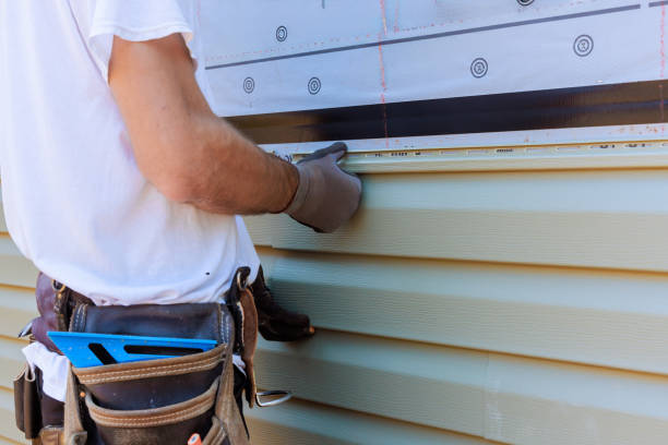Trusted Emergency Siding Repair service in Hebron, IL - Creative Siding
